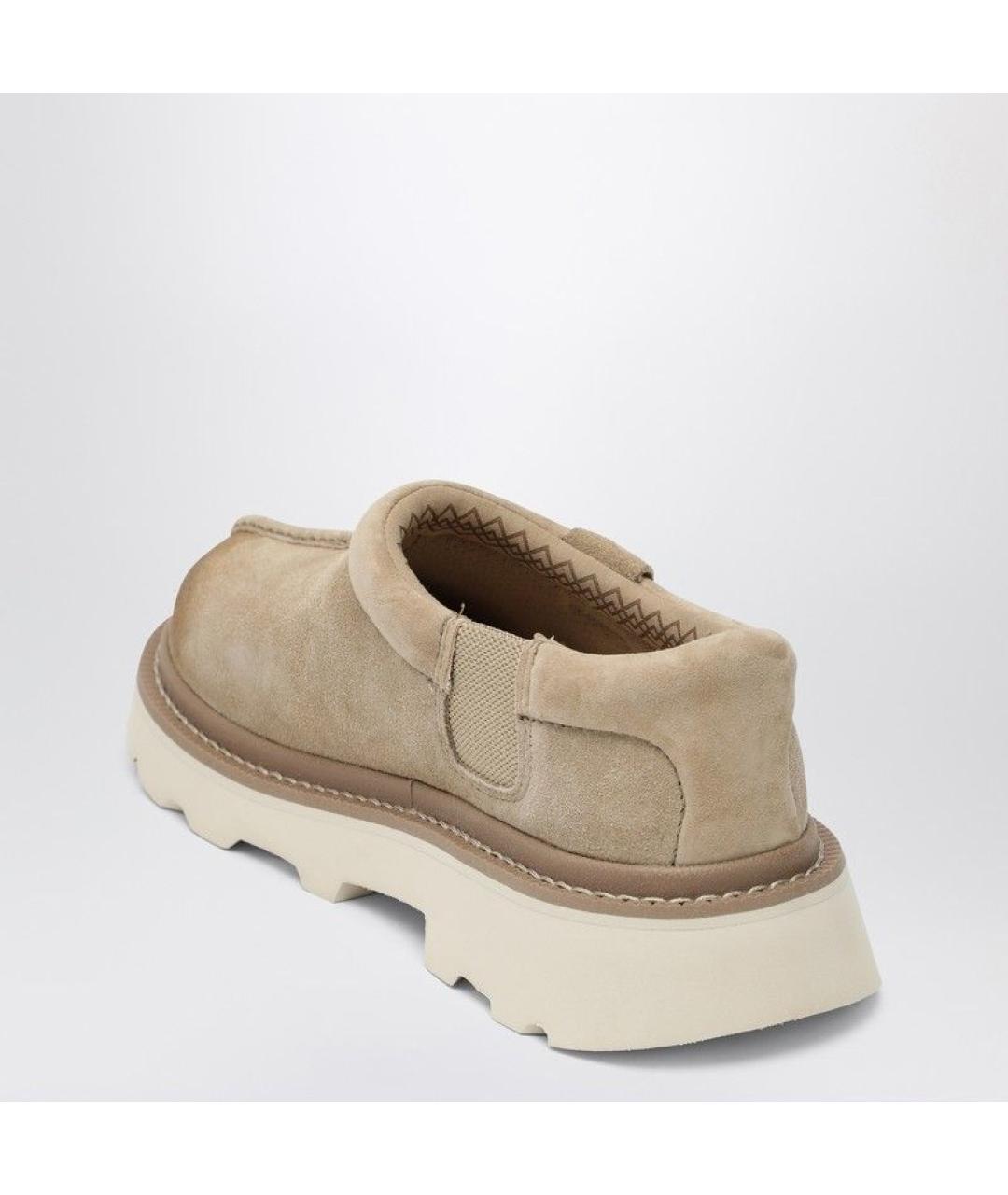 UGG AUSTRALIA Бежевые нубуковые низкие ботинки, фото 3