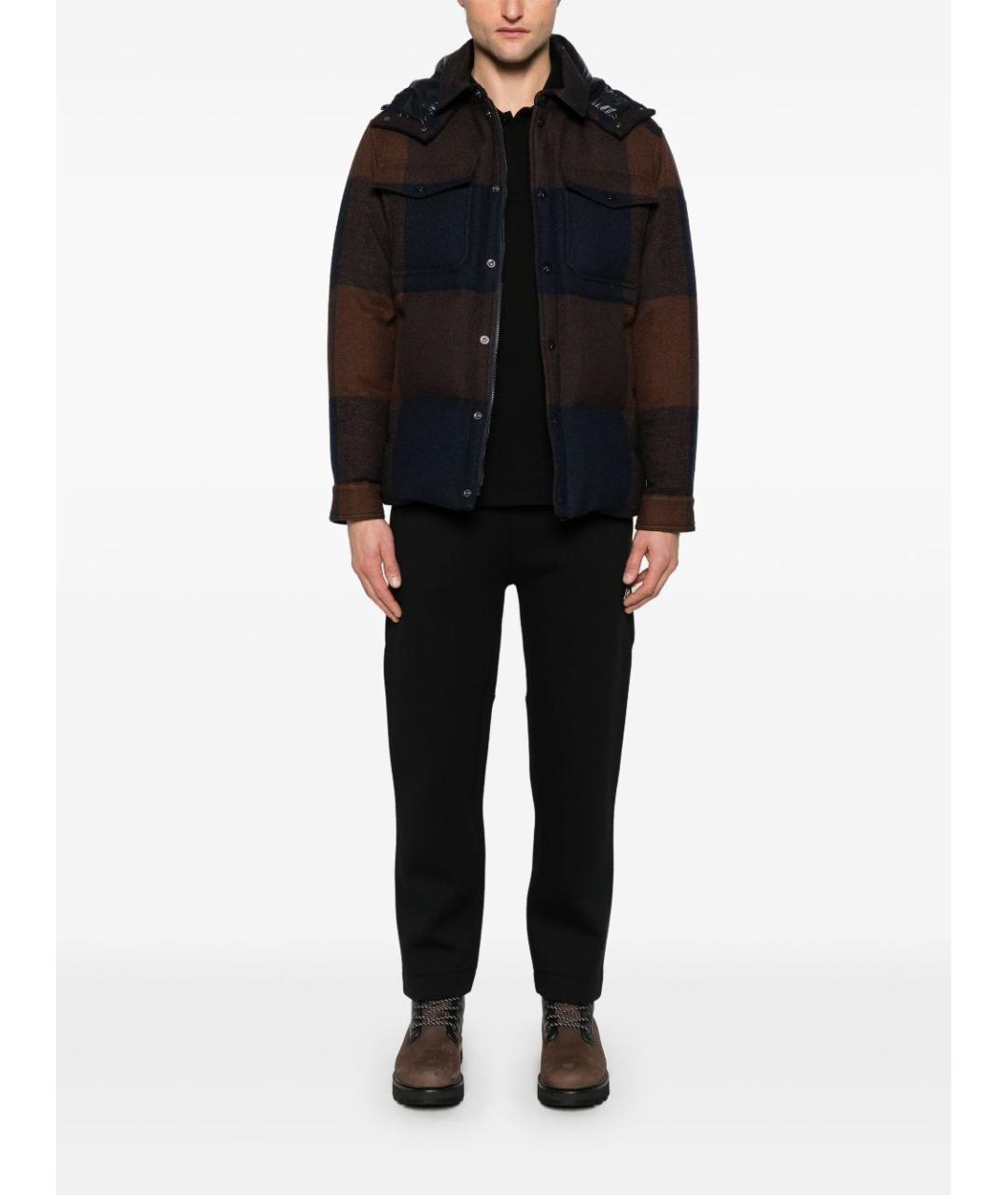 MONCLER Черные полиамидовые повседневные брюки, фото 2