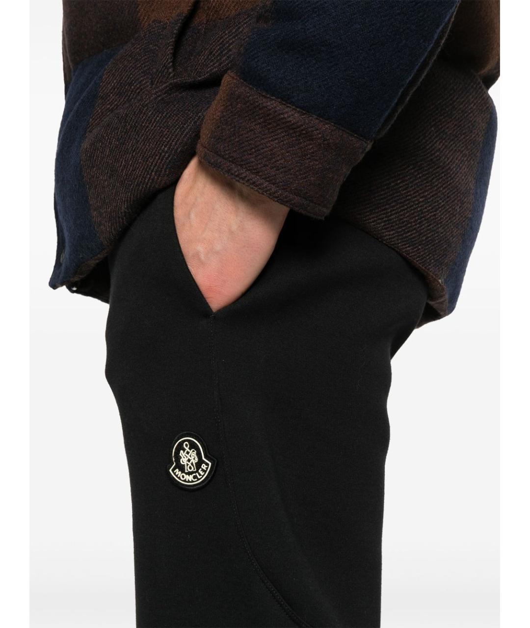 MONCLER Черные полиамидовые повседневные брюки, фото 5