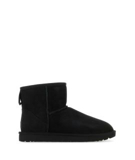 UGG AUSTRALIA Ботинки