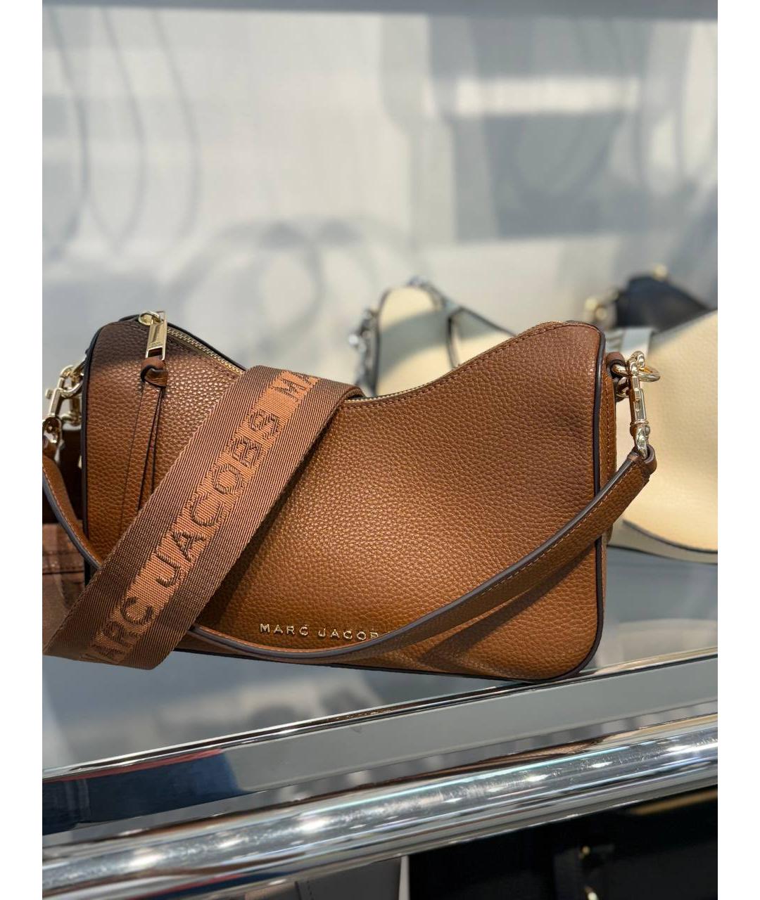 MARC JACOBS Коричневая кожаная сумка через плечо, фото 5