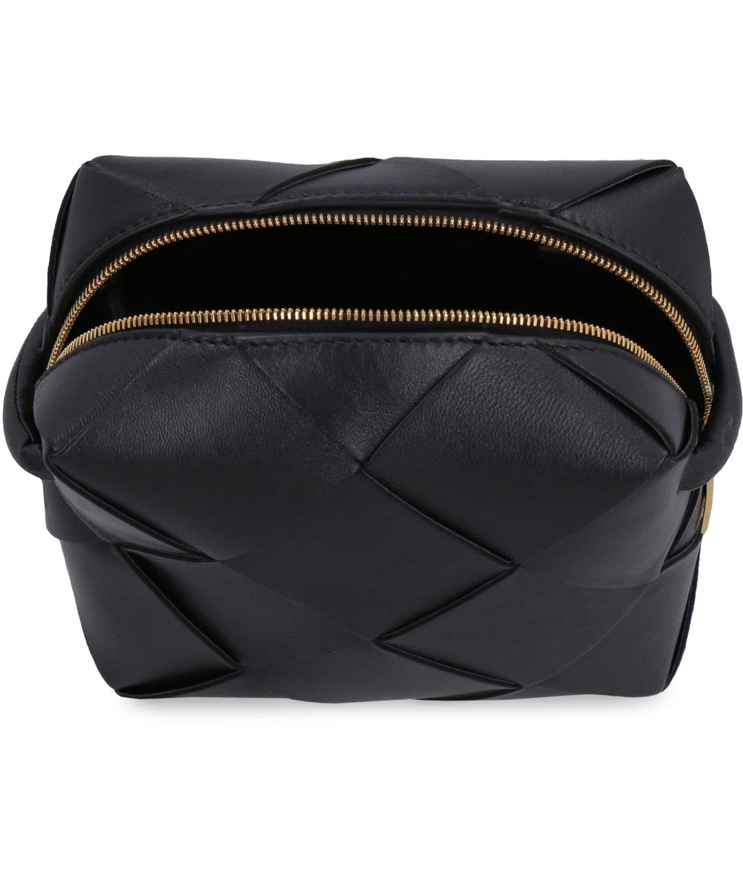 BOTTEGA VENETA Черная кожаная сумка через плечо, фото 5