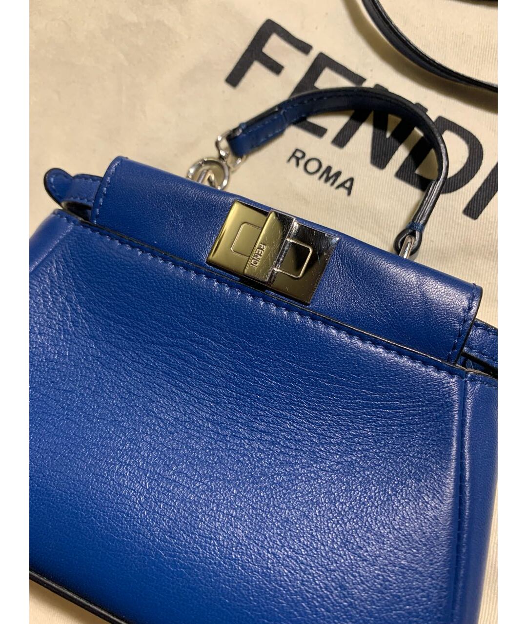 FENDI Синяя кожаная сумка тоут, фото 4
