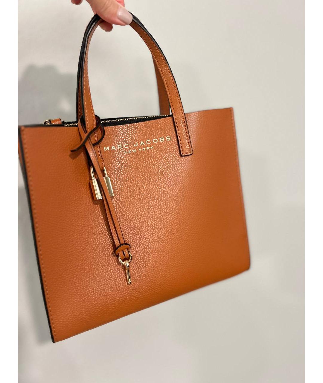 MARC JACOBS Коричневая кожаная сумка с короткими ручками, фото 2