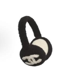 CHANEL Наушники