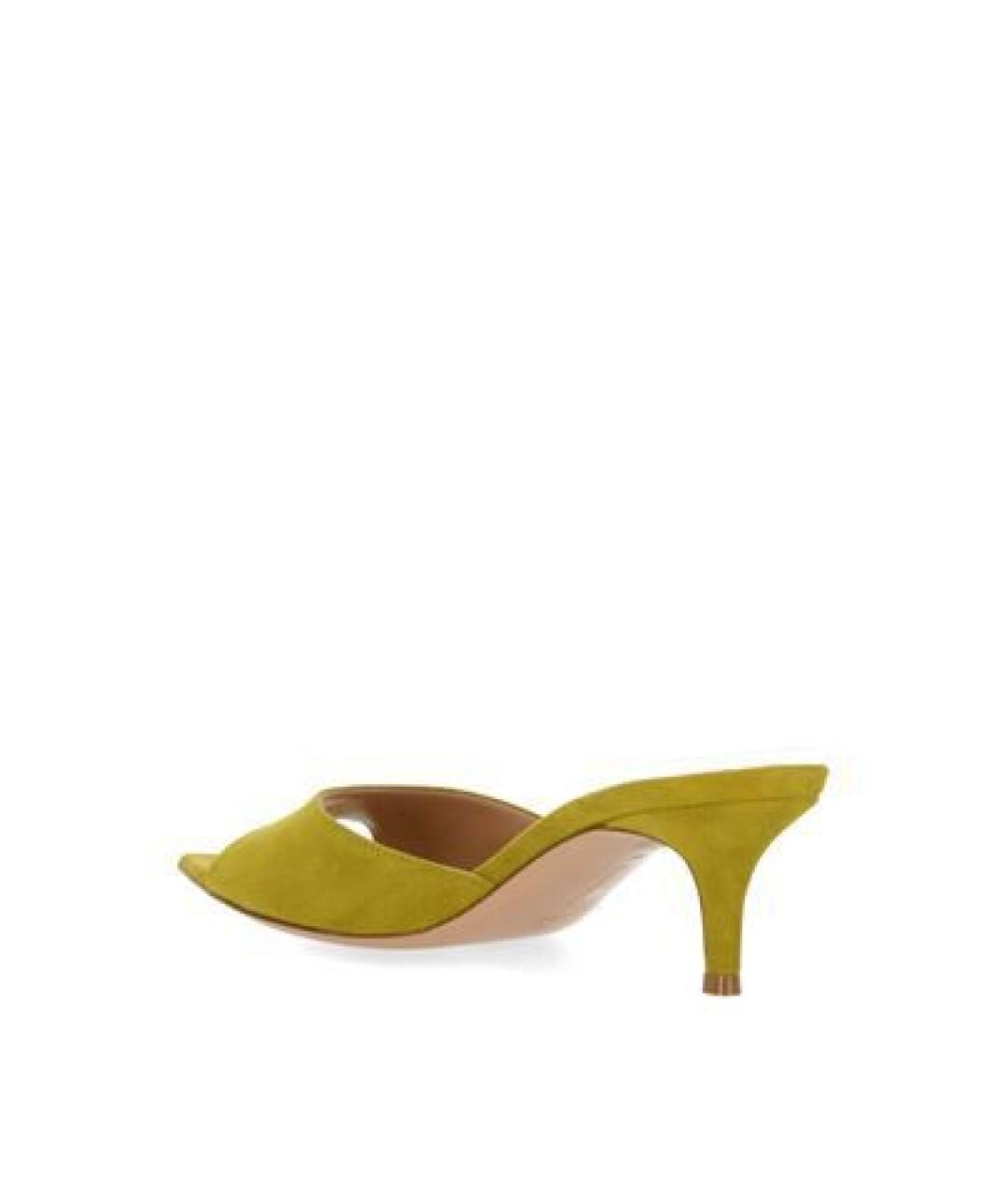 GIANVITO ROSSI Горчичные замшевые мюли, фото 3
