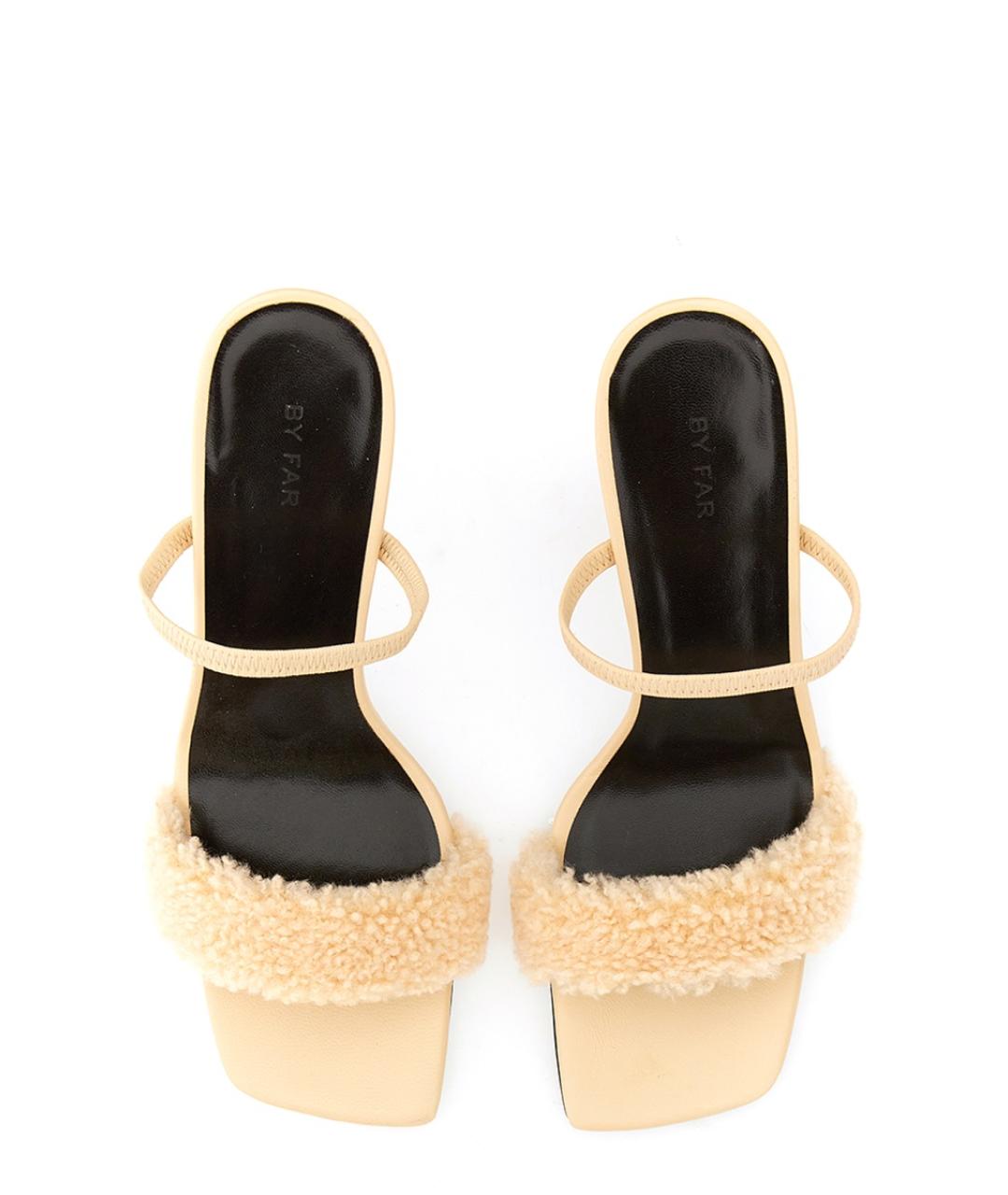 BY FAR Бежевые кожаные босоножки, фото 4