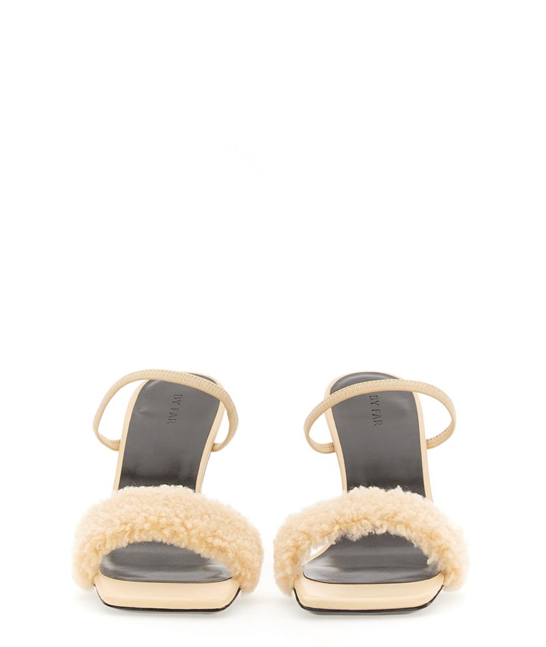 BY FAR Бежевые кожаные босоножки, фото 2