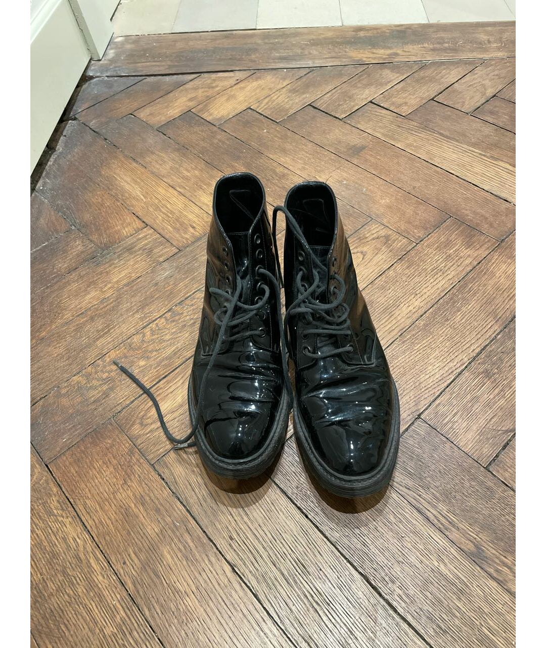 SAINT LAURENT Черные ботинки из лакированной кожи, фото 2