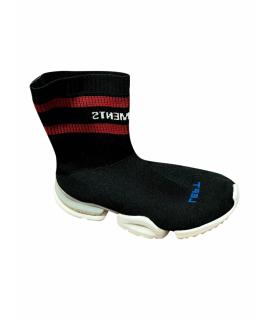 VETEMENTS Кроссовки