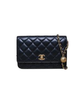 CHANEL Сумка через плечо