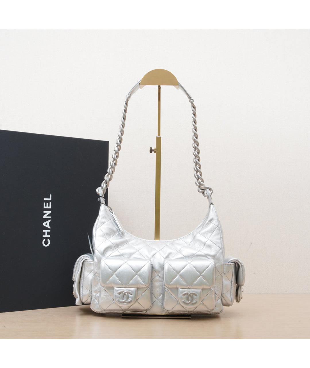 CHANEL Серебряная сумка через плечо, фото 2