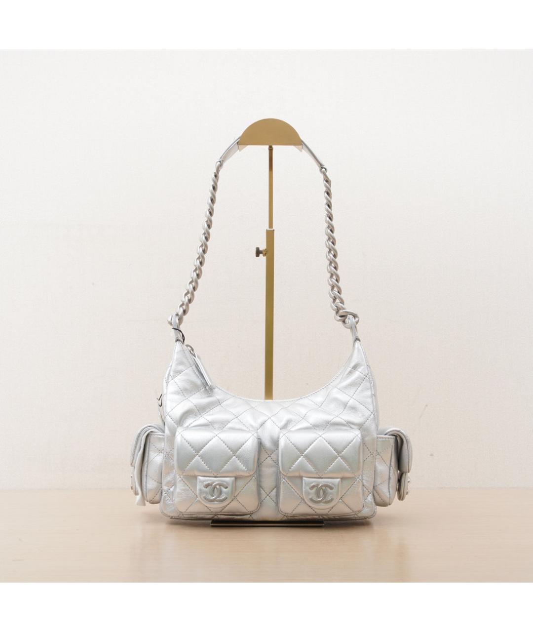 CHANEL Серебряная сумка через плечо, фото 3