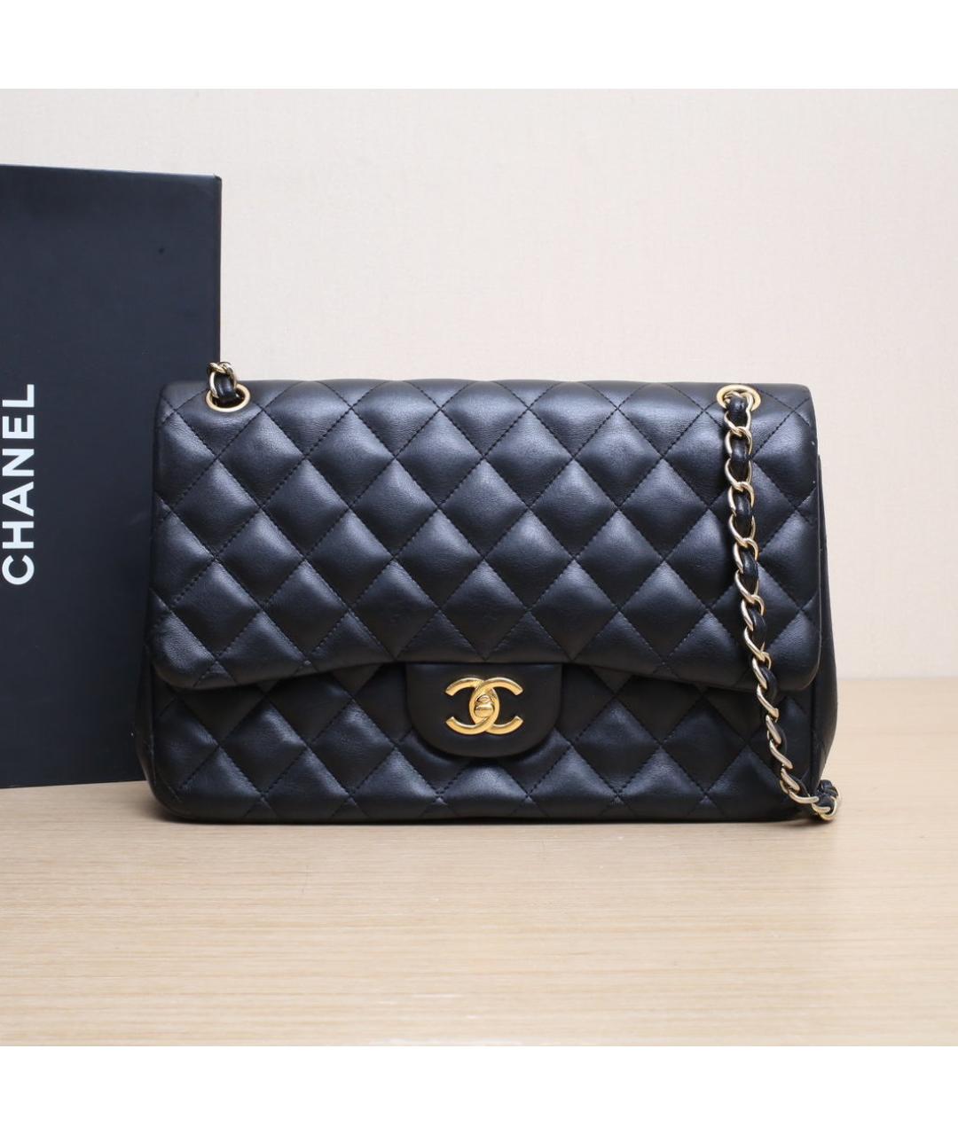 CHANEL Черная кожаная сумка через плечо, фото 2