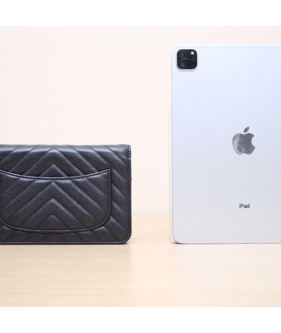 CHANEL Черная кожаная сумка через плечо, фото 7