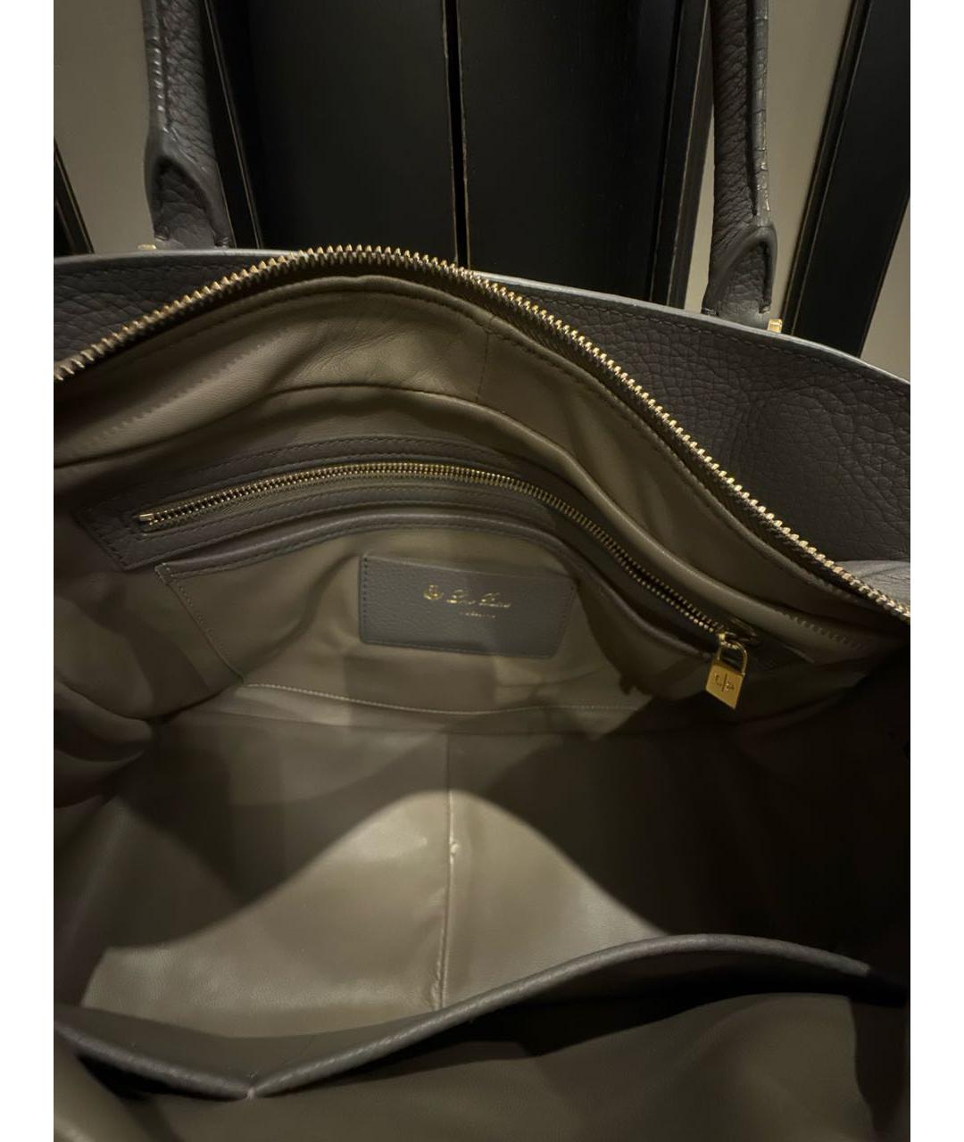 LORO PIANA Серая кожаная сумка с короткими ручками, фото 5