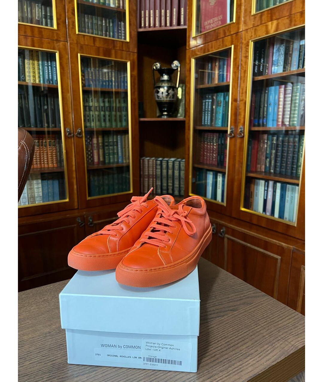 COMMON PROJECTS Оранжевое кожаные кеды, фото 2
