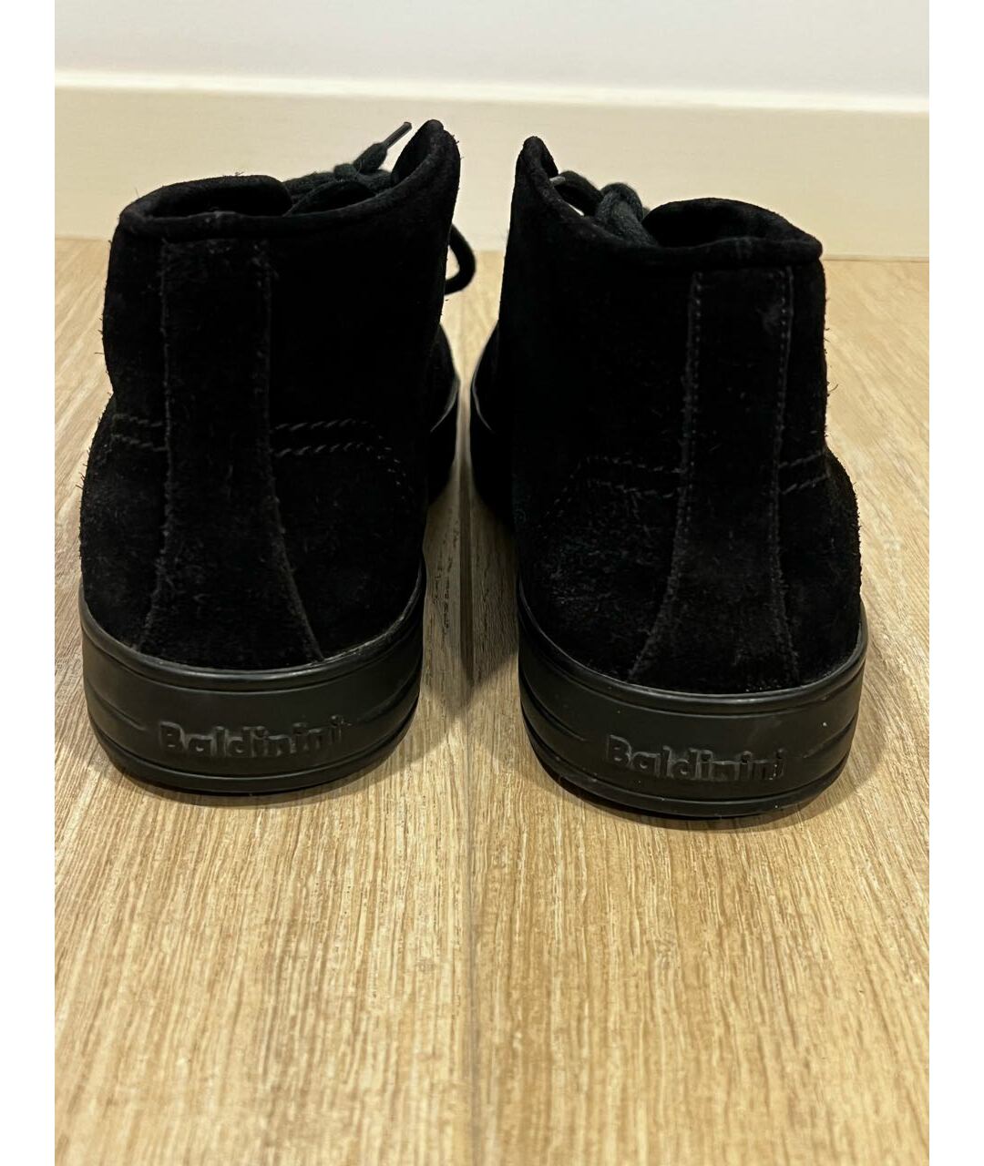 BALDININI Черные замшевые низкие ботинки, фото 4