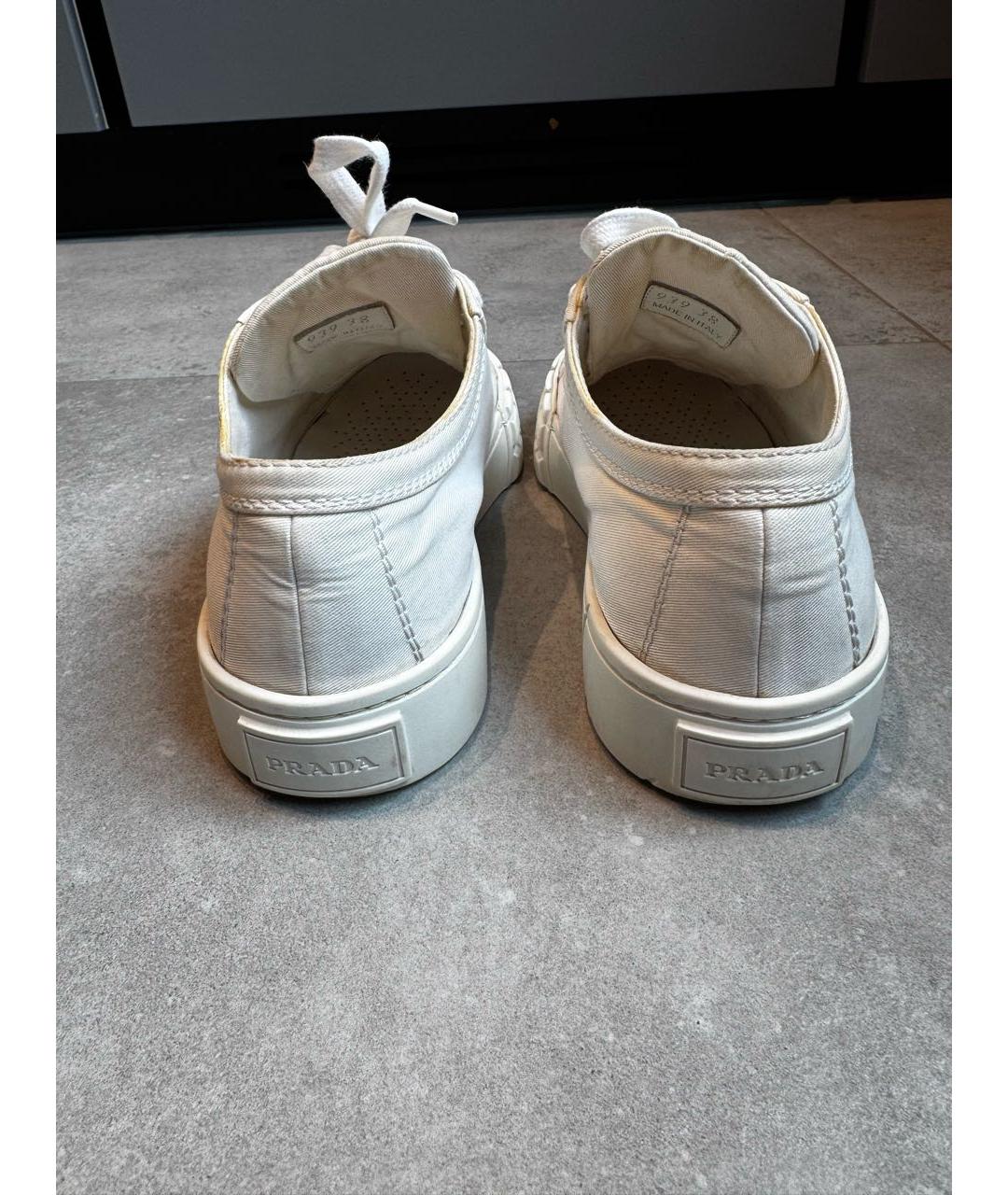 PRADA Белые текстильные кеды, фото 4