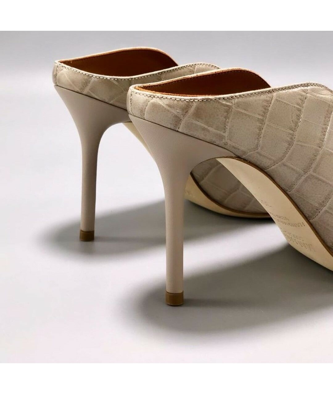 MALONE SOULIERS Бежевые кожаные мюли, фото 5