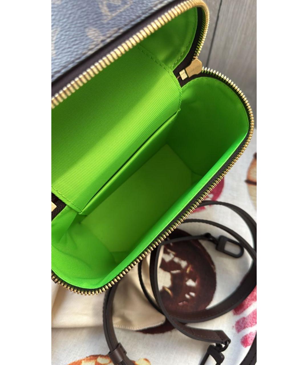 LOUIS VUITTON Коричневая сумка с короткими ручками, фото 3