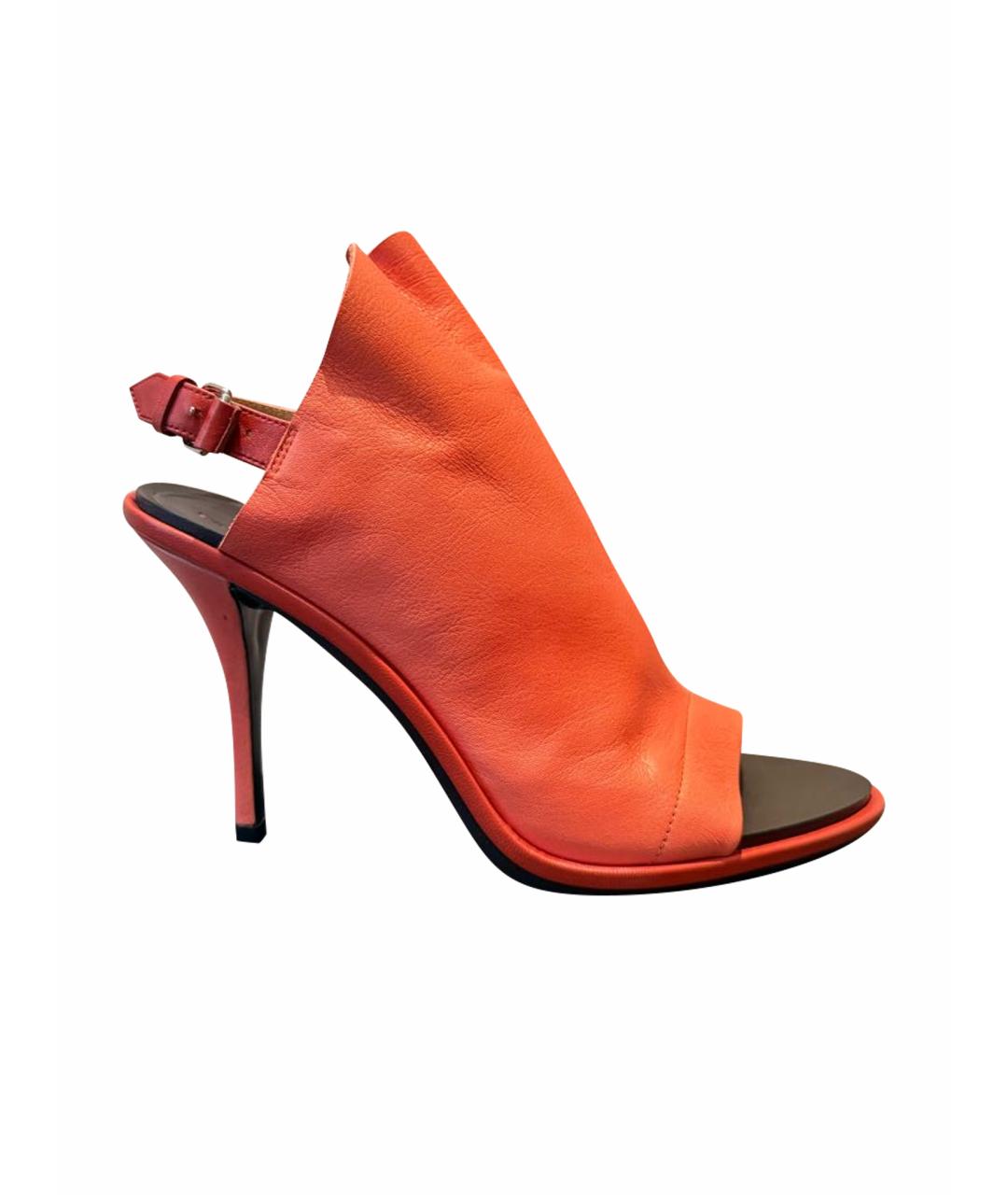 BALENCIAGA Коралловые кожаные босоножки, фото 1