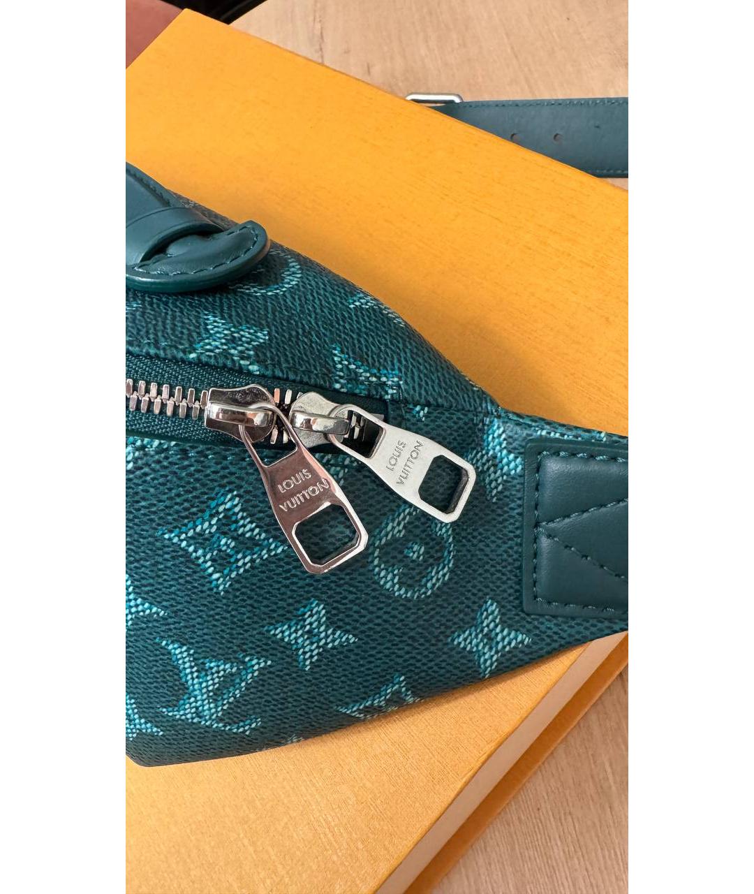 LOUIS VUITTON Зеленая кожаная поясная сумка, фото 6