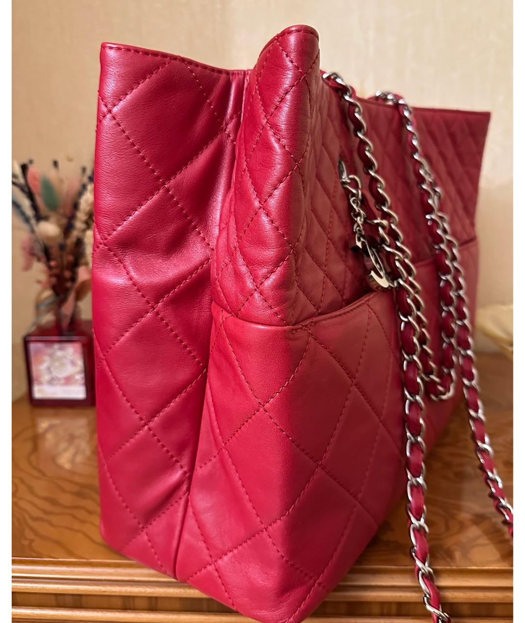 CHANEL Красная сумка через плечо, фото 2