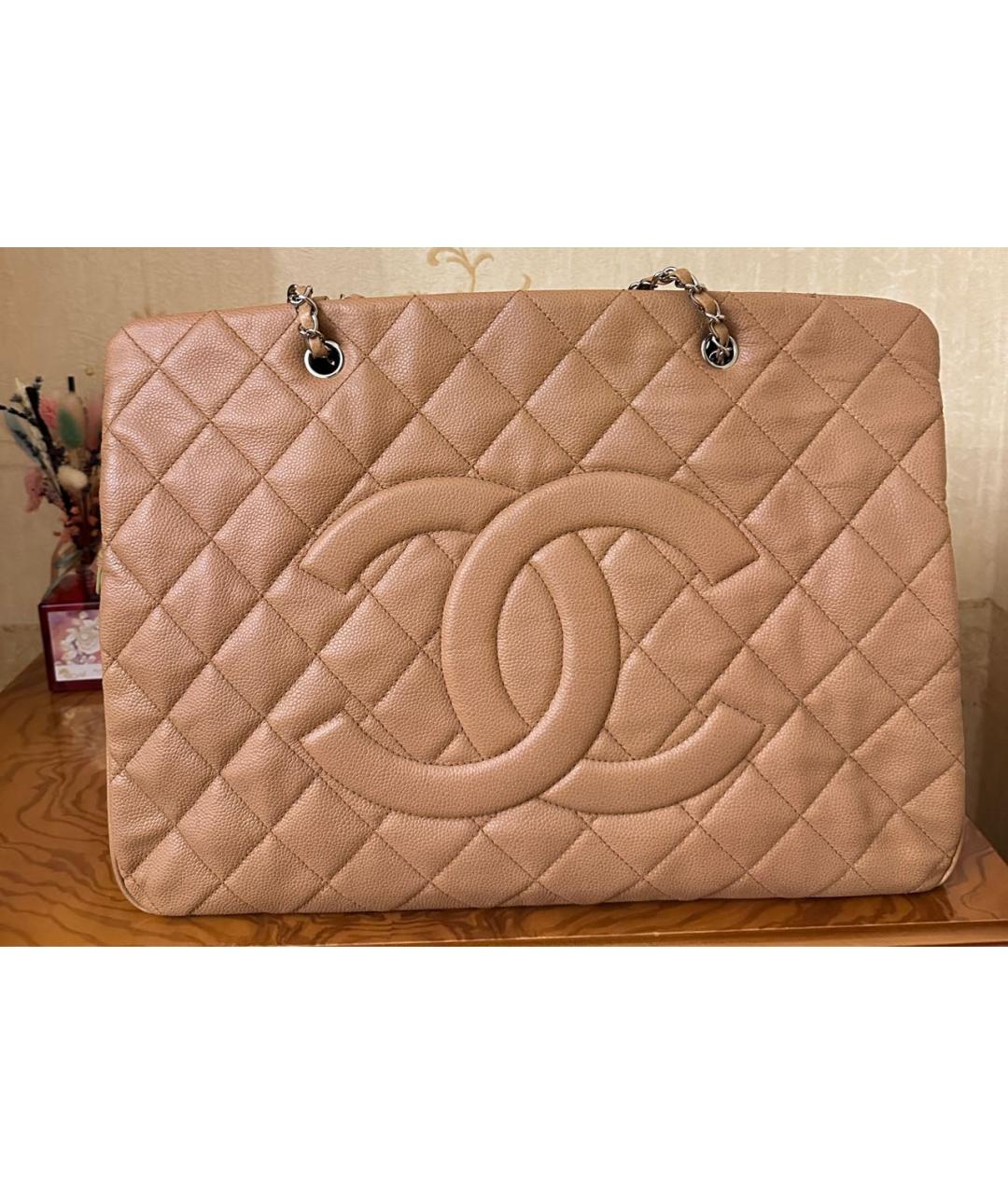 CHANEL Бежевая кожаная сумка тоут, фото 5