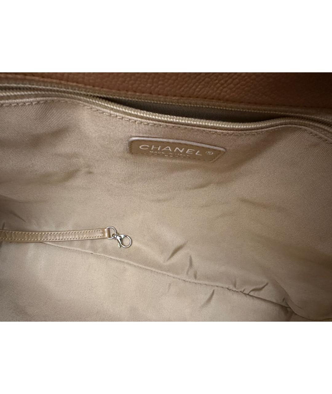 CHANEL Бежевая кожаная сумка тоут, фото 8