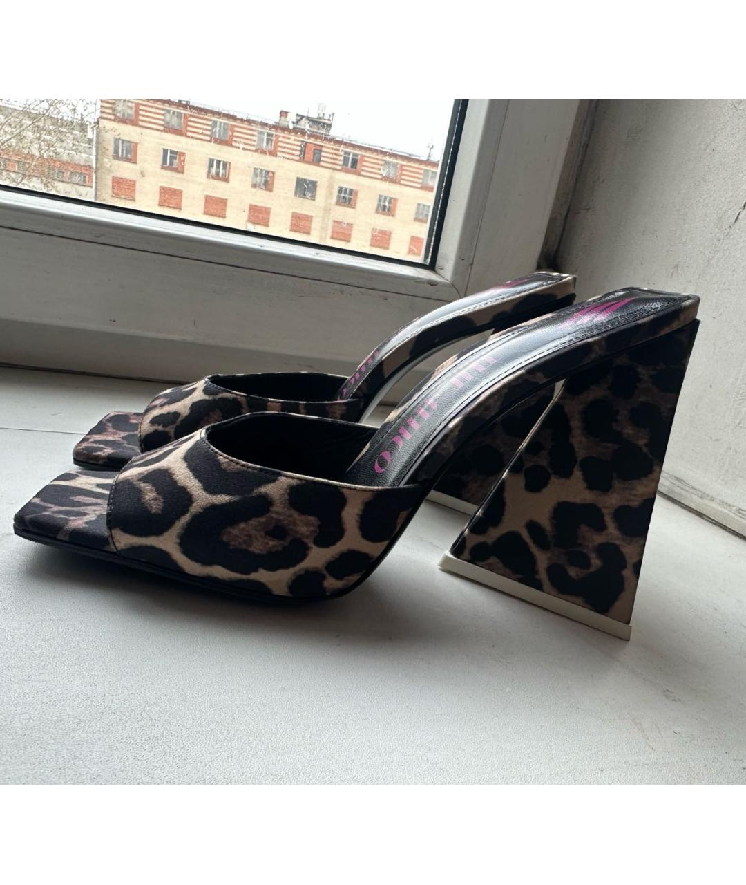 THE ATTICO Коричневые текстильные босоножки, фото 5