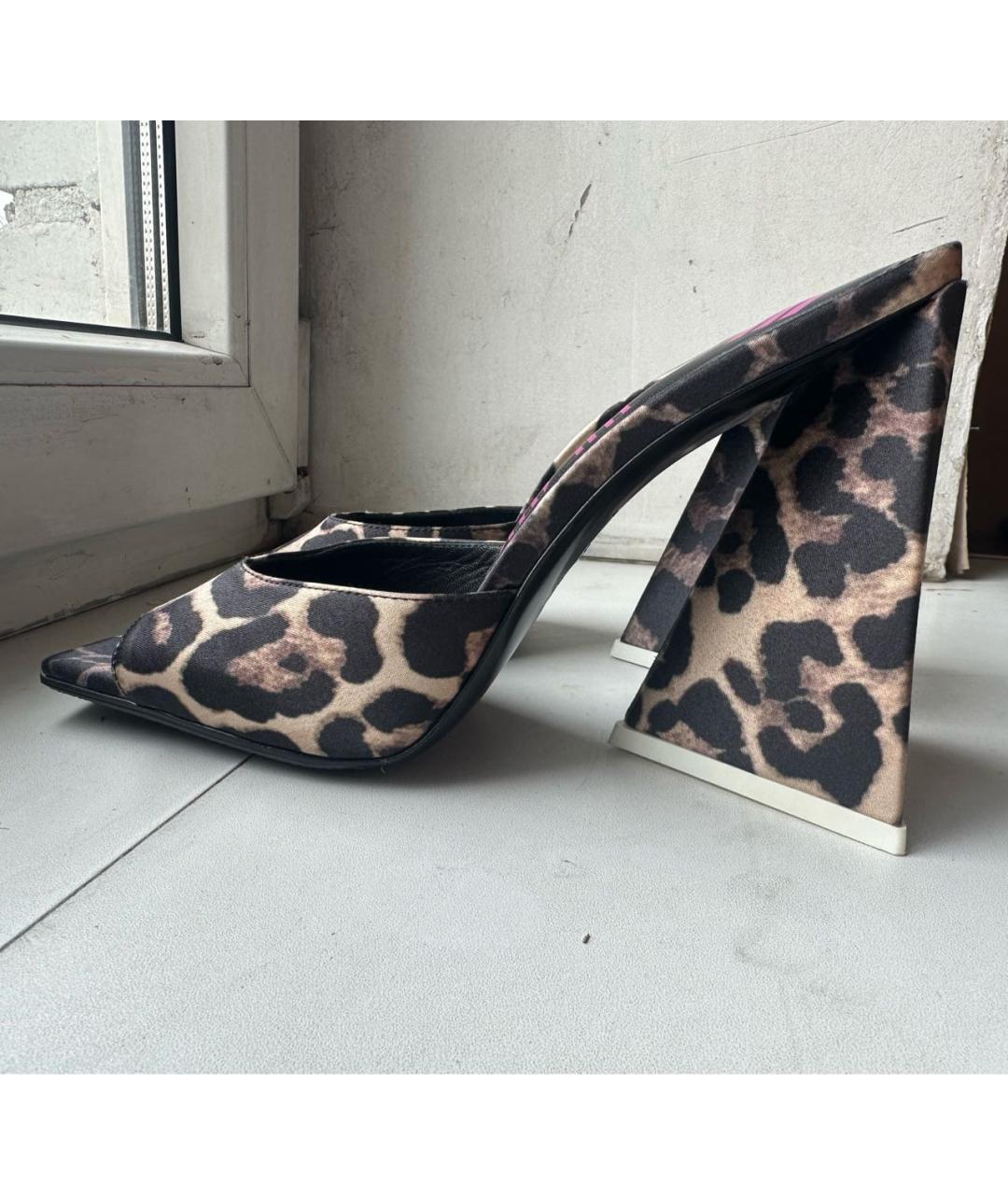 THE ATTICO Коричневые текстильные босоножки, фото 3