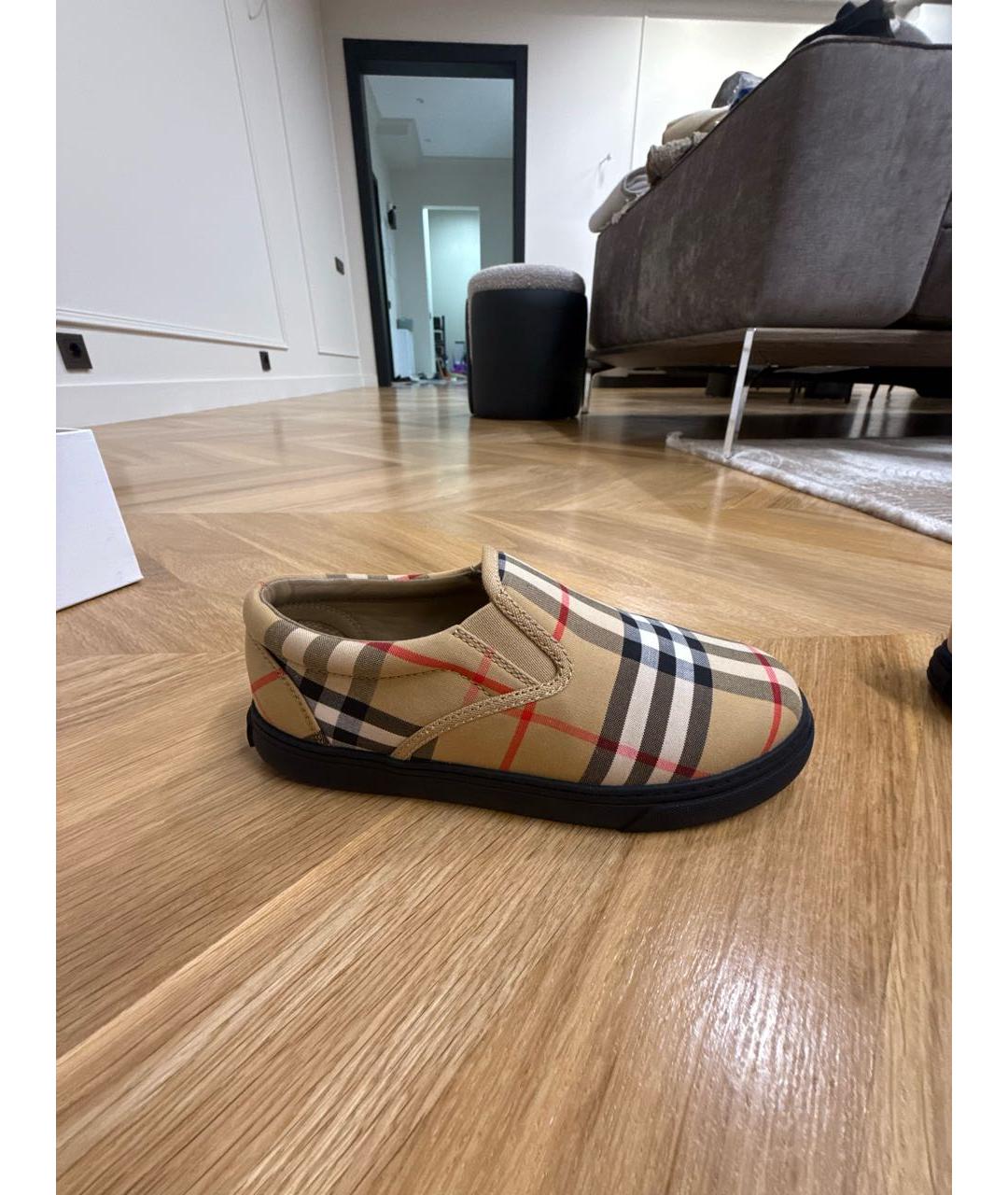 BURBERRY Бежевые текстильные лоферы/мокасины, фото 5