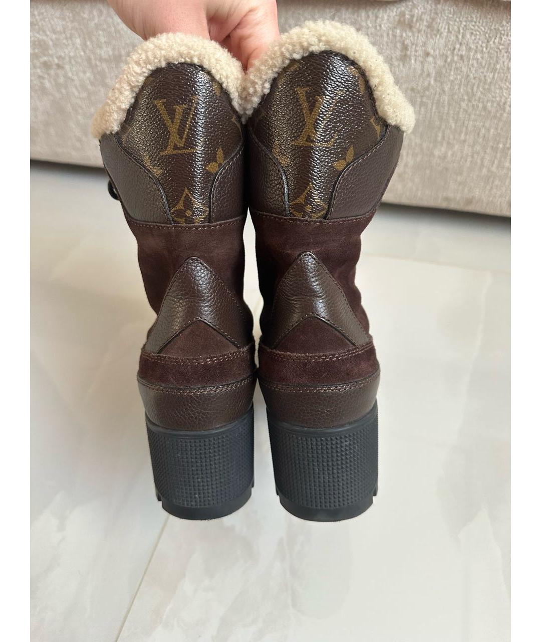 LOUIS VUITTON Коричневые ботильоны, фото 4