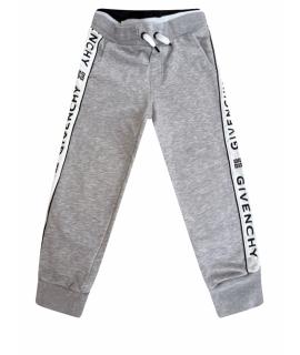 GIVENCHY KIDS Брюки и шорты