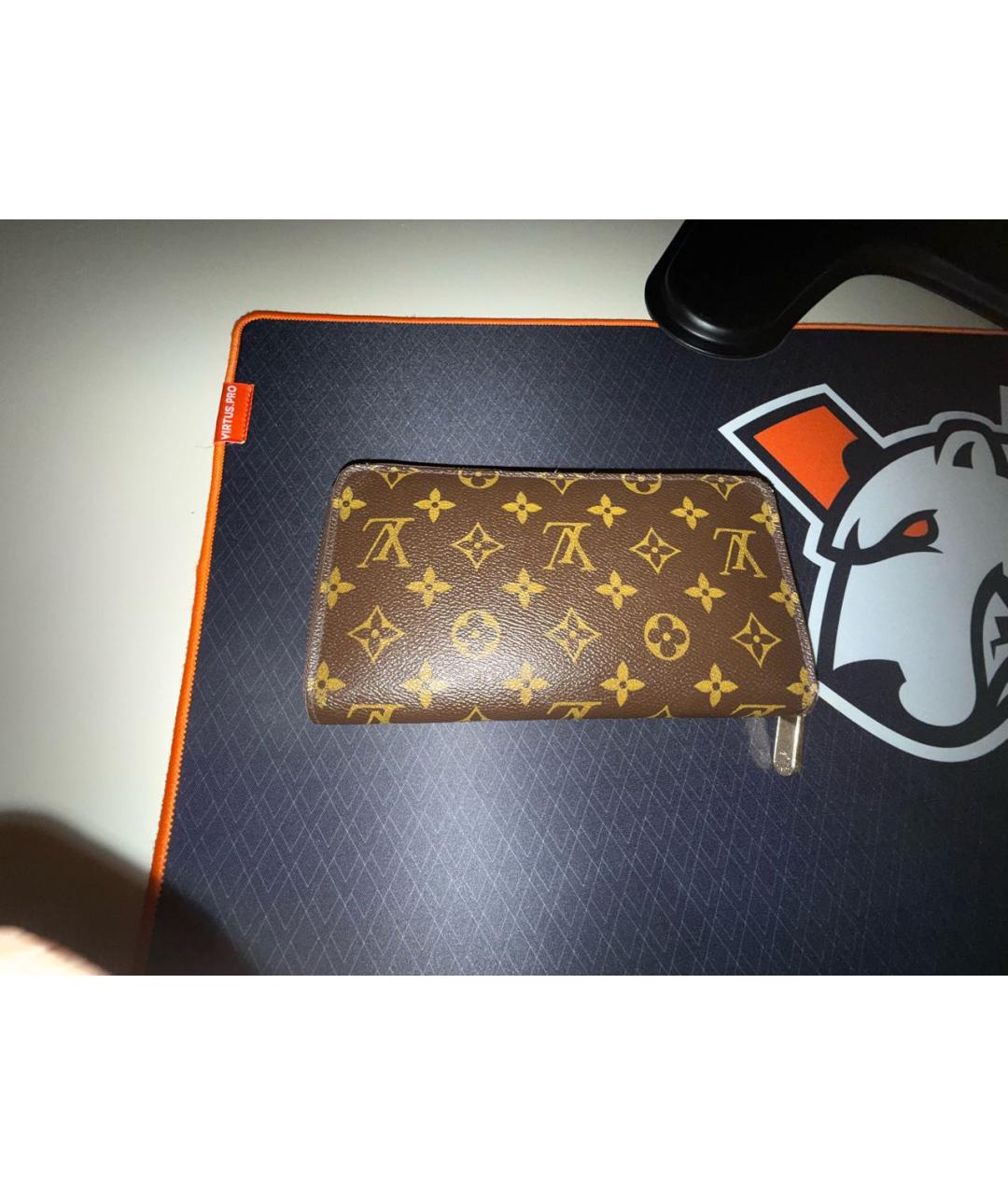 LOUIS VUITTON Оранжевый кошелек, фото 5