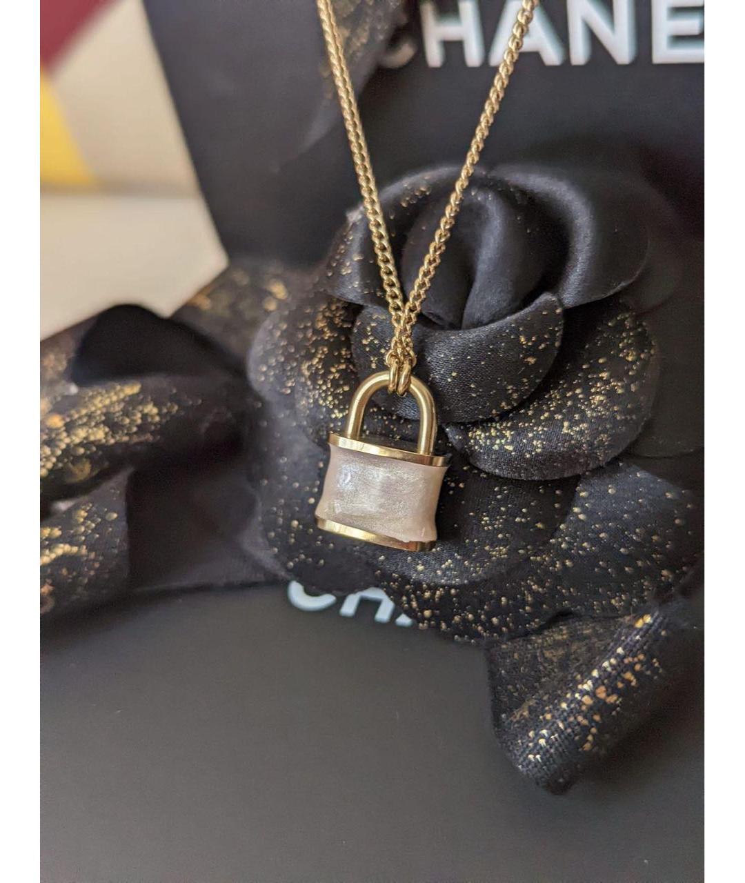CHANEL Металлическая подвеска, фото 2