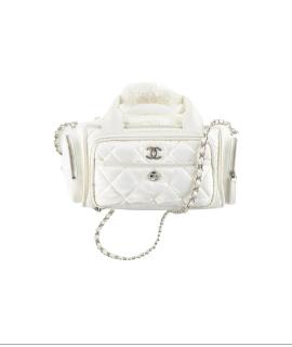 CHANEL Сумка с короткими ручками