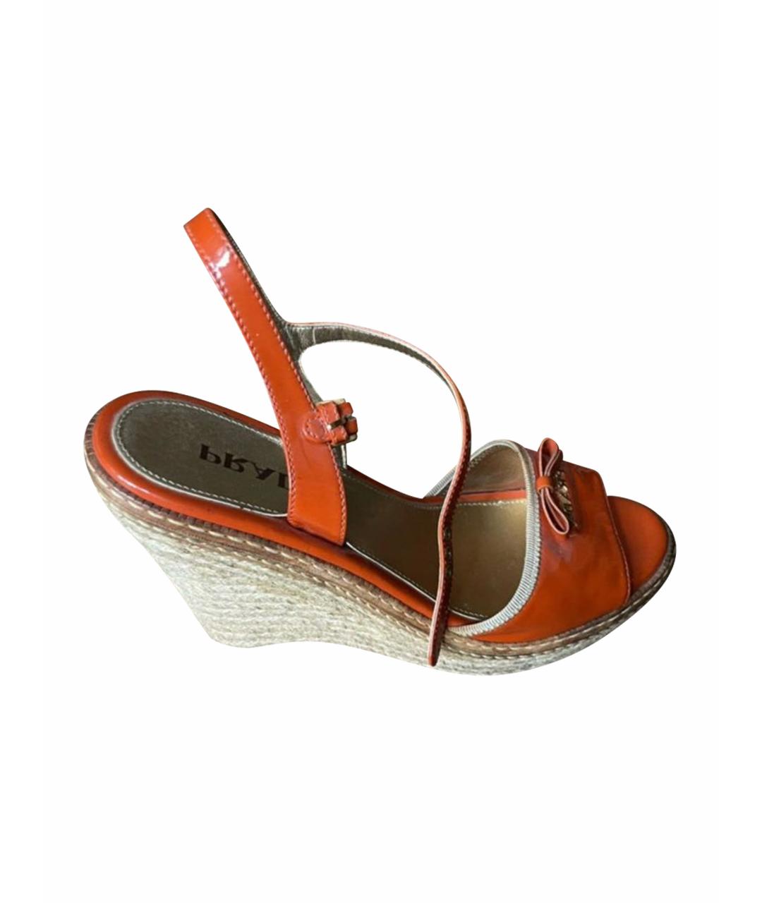 PRADA Оранжевое эспадрильи из лакированной кожи, фото 1