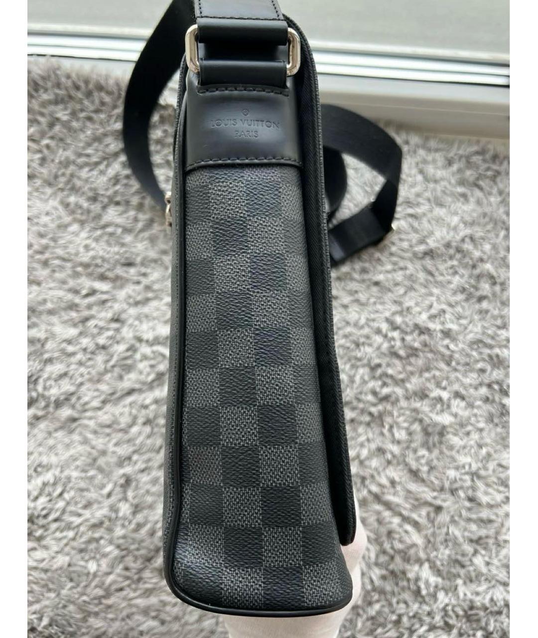 LOUIS VUITTON Антрацитовая кожаная сумка на плечо, фото 6