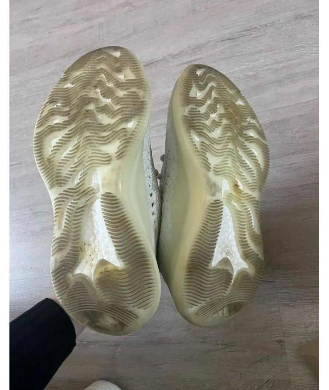 ADIDAS YEEZY Белые текстильные низкие кроссовки / кеды, фото 6