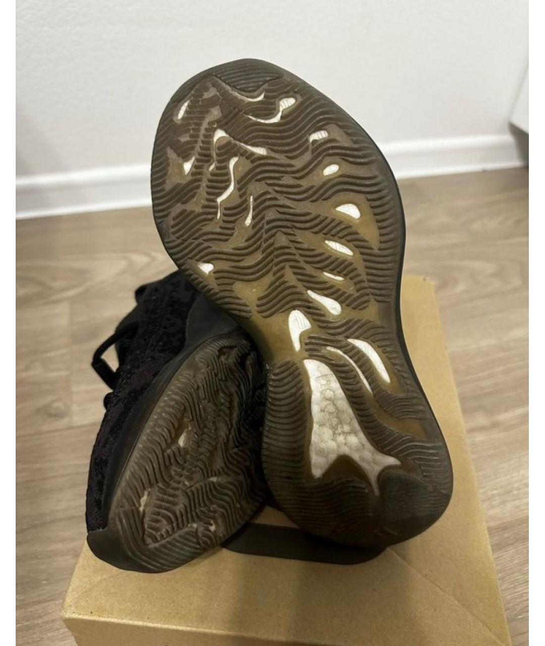 ADIDAS YEEZY Черные текстильные низкие кроссовки / кеды, фото 2