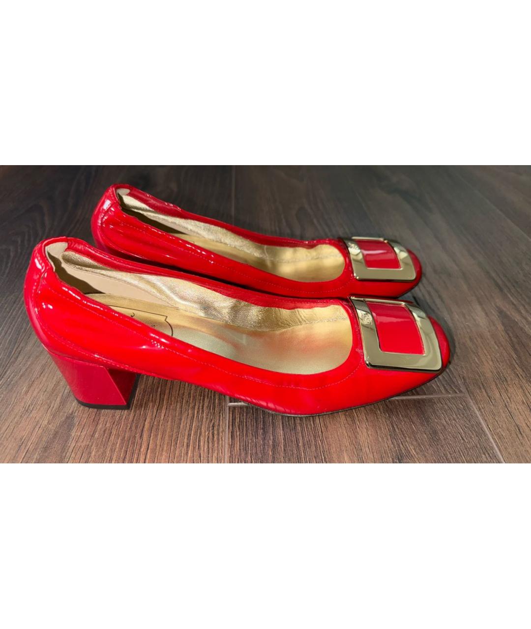 ROGER VIVIER Красные туфли из лакированной кожи, фото 7