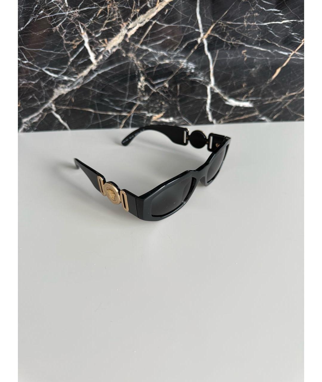 VERSACE Черные пластиковые солнцезащитные очки, фото 2