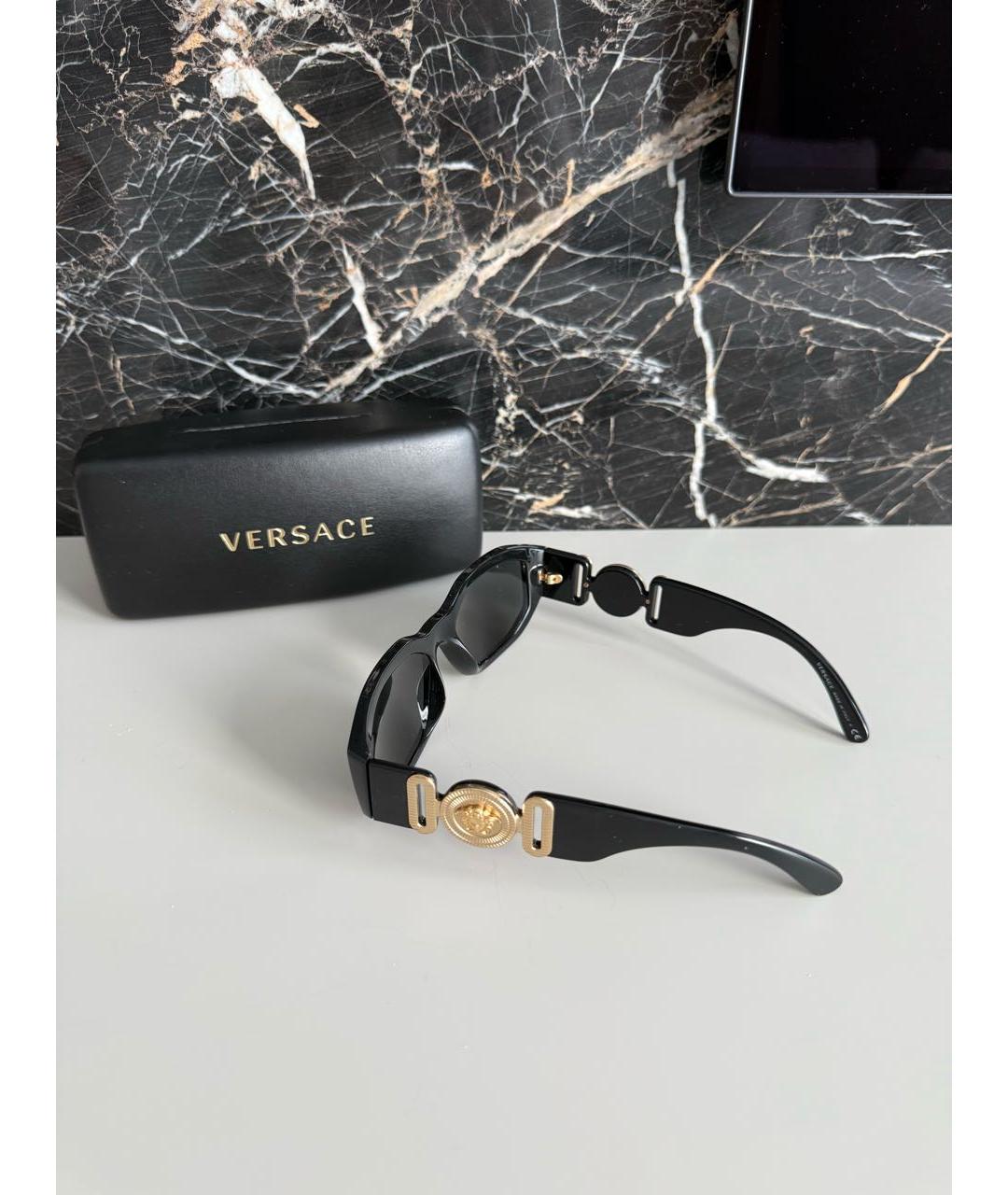 VERSACE Черные пластиковые солнцезащитные очки, фото 5