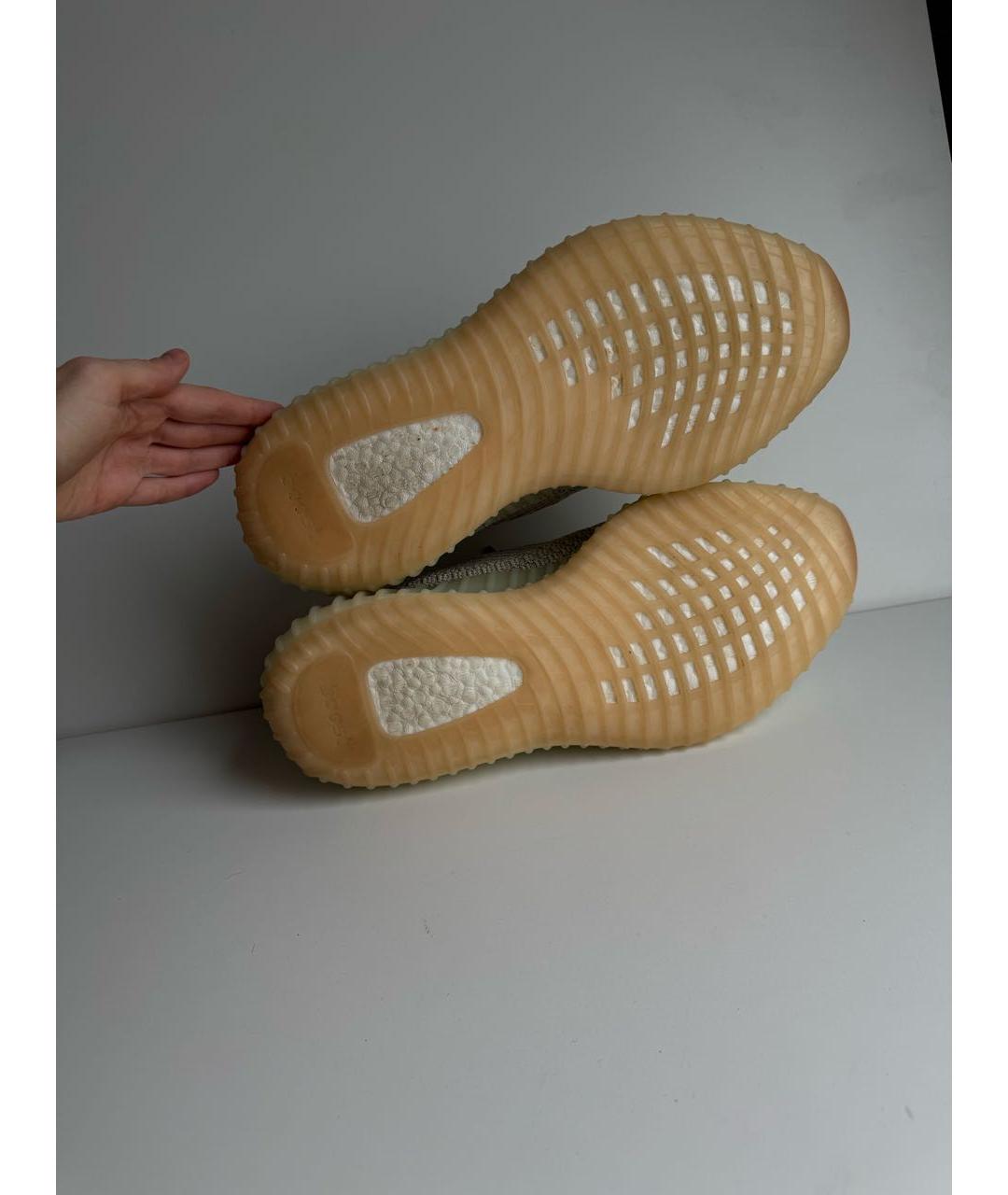ADIDAS YEEZY Бежевые текстильные низкие кроссовки / кеды, фото 4