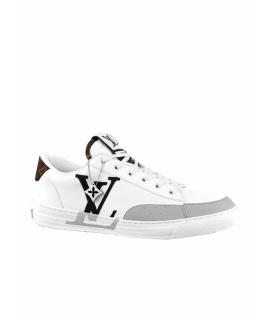 LOUIS VUITTON Низкие кроссовки / кеды