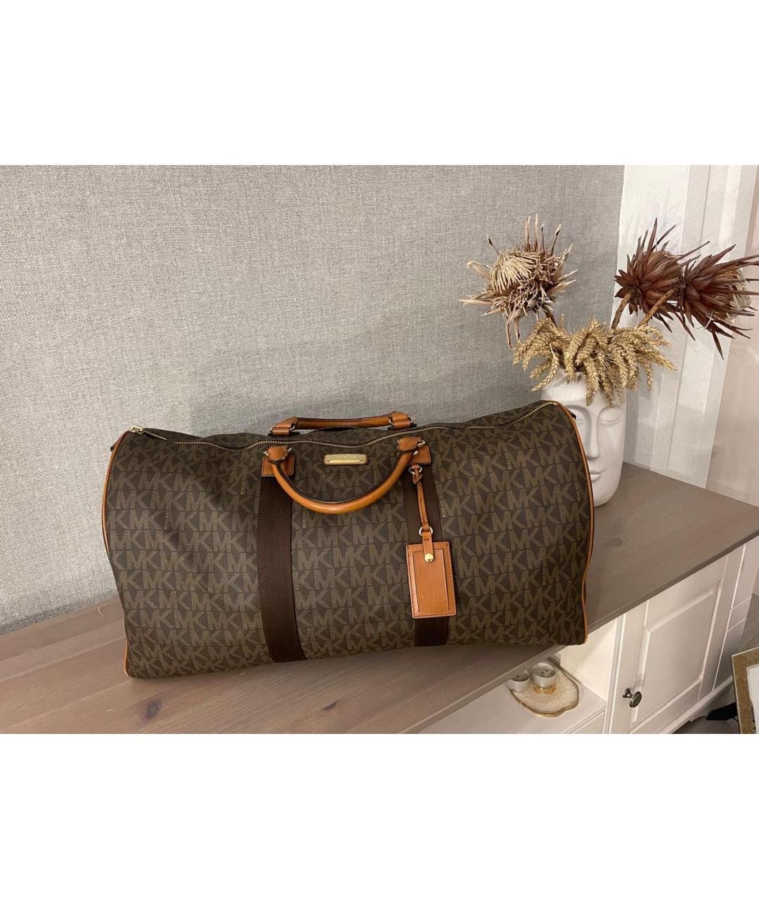 MICHAEL KORS Коричневая кожаная дорожная/спортивная сумка, фото 5