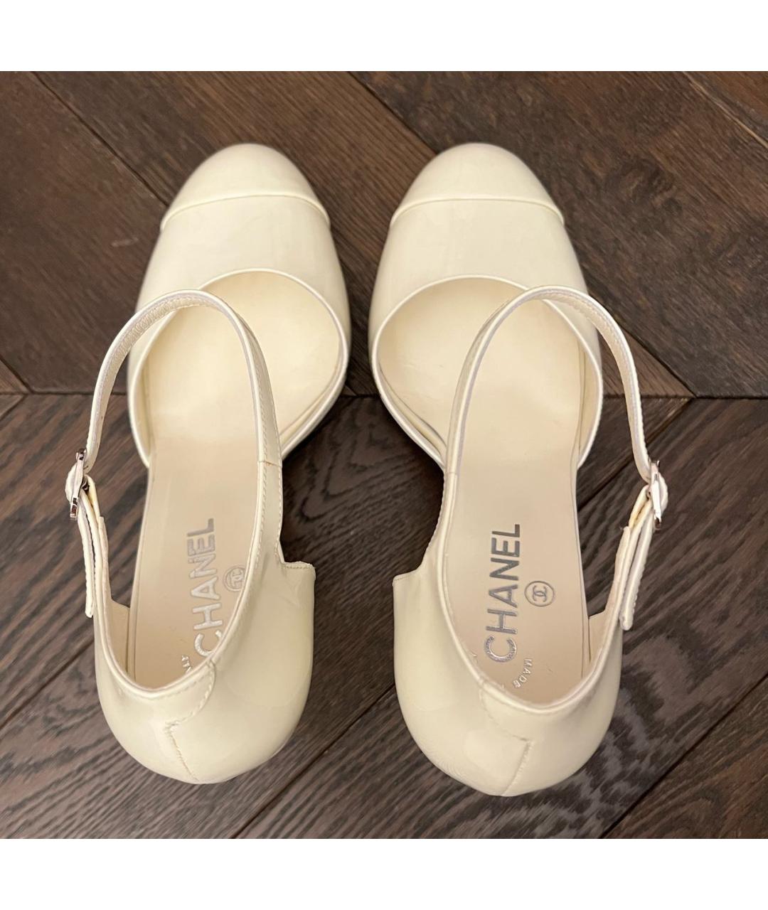 CHANEL Босоножки из лакированной кожи, фото 3