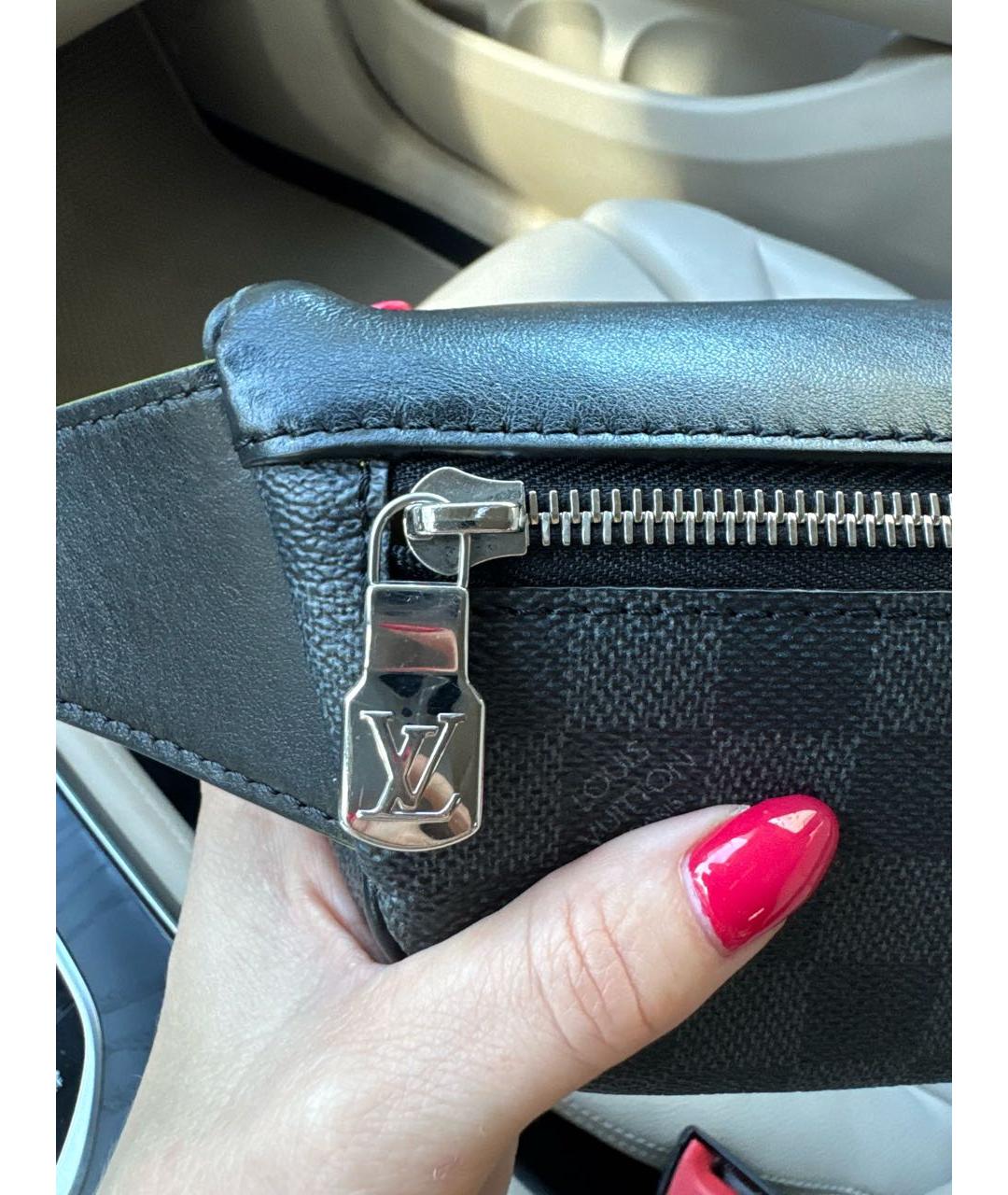 LOUIS VUITTON Темно-синяя поясная сумка, фото 3